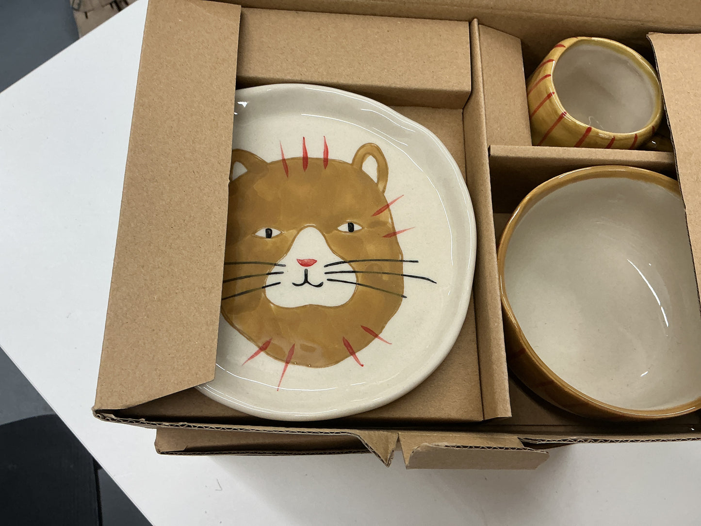 Child’s Dinnerware Cat